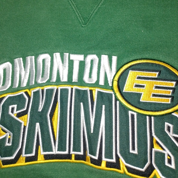 Vintage 2000s Edmonton Eskimos x Puma Heavy Embroided Crewneck Sweater 》Size: S - Picture 2 of 4